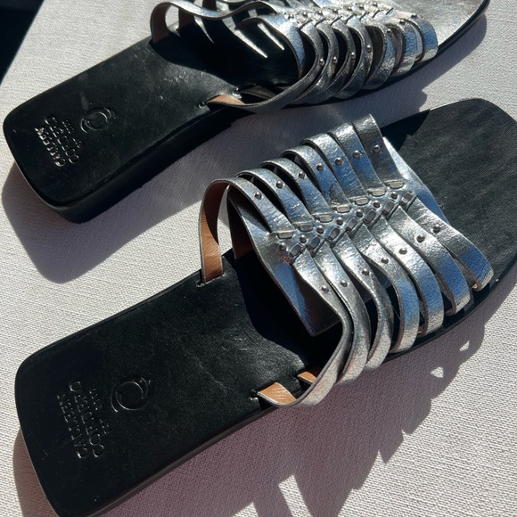 Calleen Cordero Silver Sandal Size 11 NWOB - Picture 4 of 4